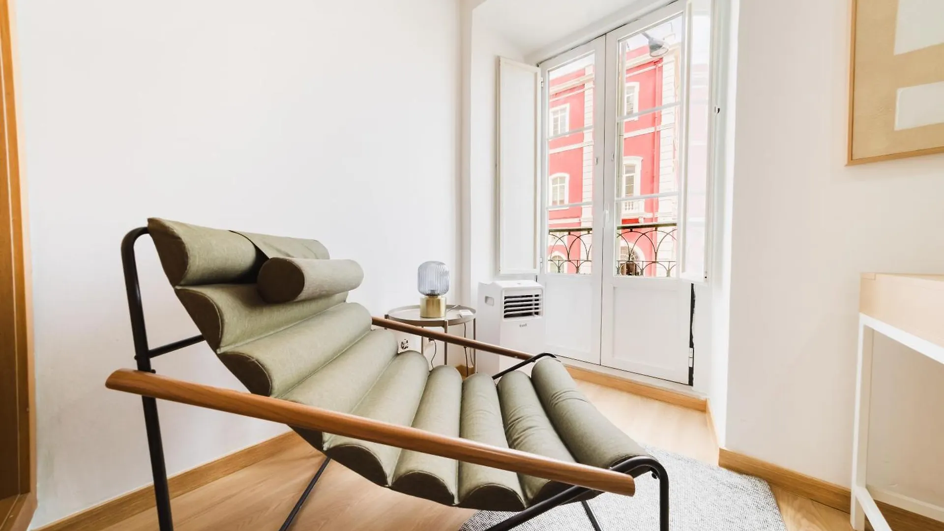 Modern 41Br With Art & Tagus River Views Portugalia