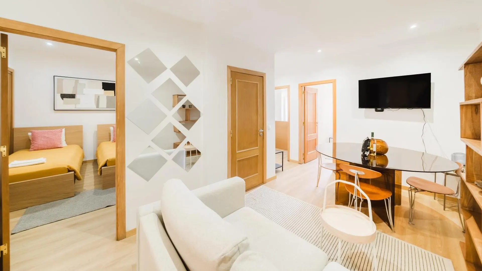 Apartament Modern 41Br With Art & Tagus River Views